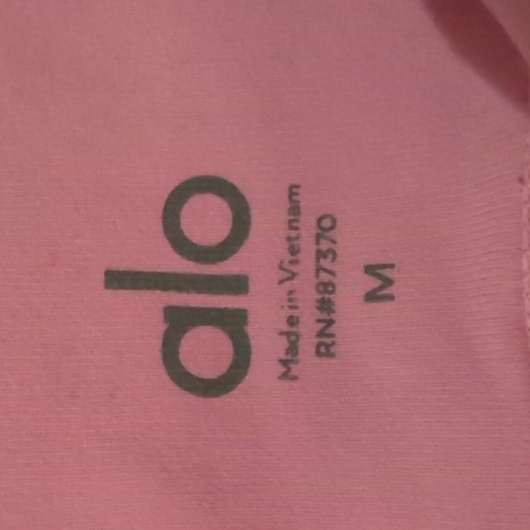 Aloyoga biker shorts pink - Picture 3 of 3